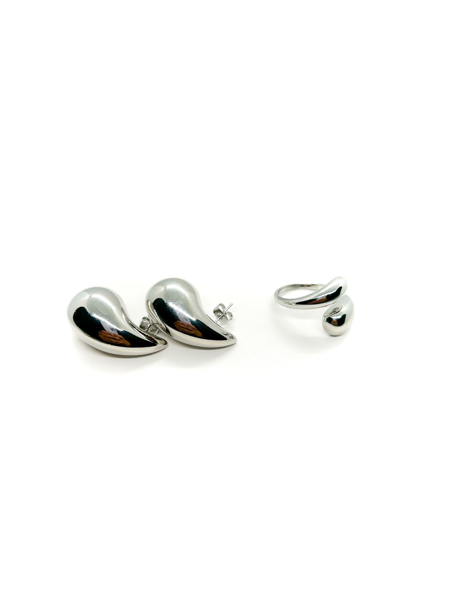 Pack: Anillo Gota + Pendiente Gota
